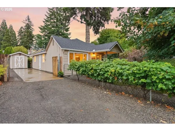 922 14th St, Washougal, WA 98671