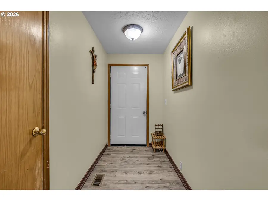 1320 NE 19th St, McMinnville, OR 97128 - Image #3