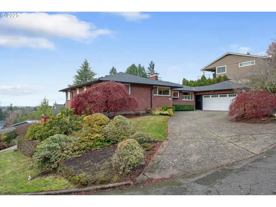 6255 SW Tower Way, Portland, OR 97221 - Image #3