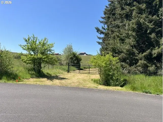 32784 SW Laurelview Rd, Hillsboro, OR 97123 - #1