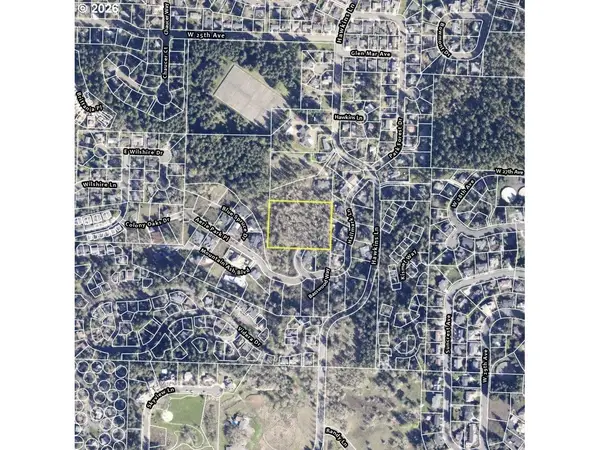 Hallmark Ln, Eugene, OR 97401