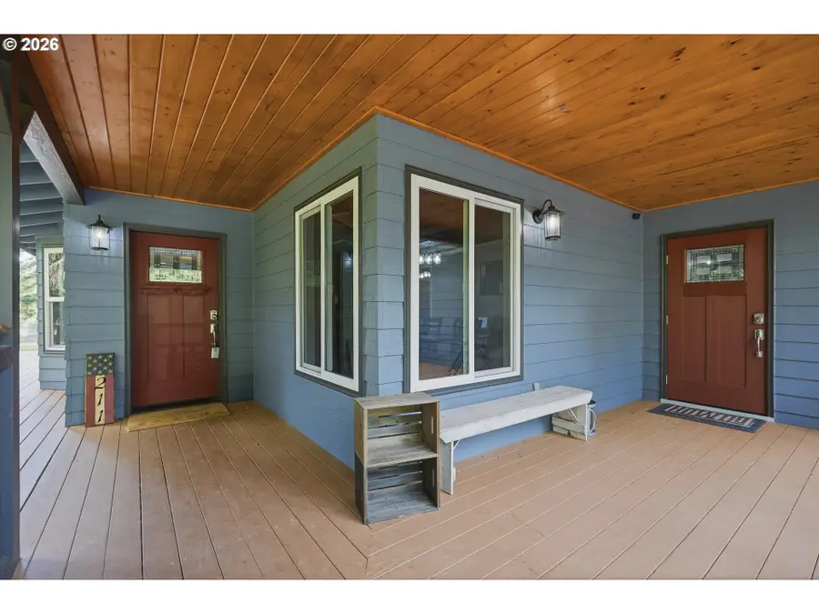 211 Skye Rd, Washougal, WA 98671 - #3