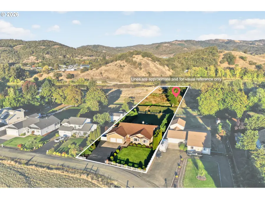 269 Bailey Dr, Roseburg, OR 97471 - #2