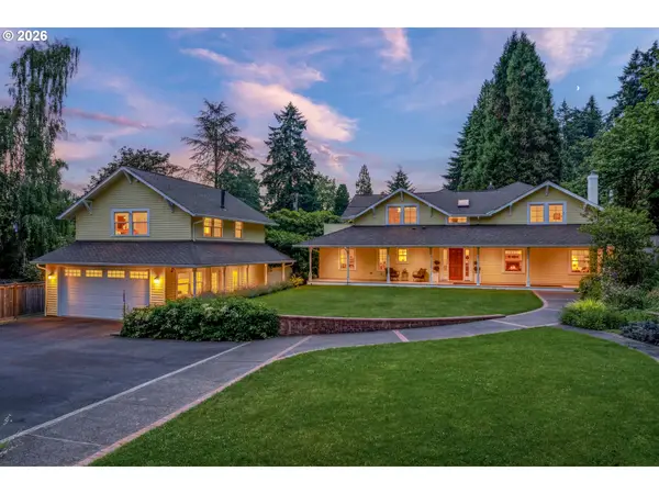 11445 S Riverwood Rd, Portland, OR 97219
