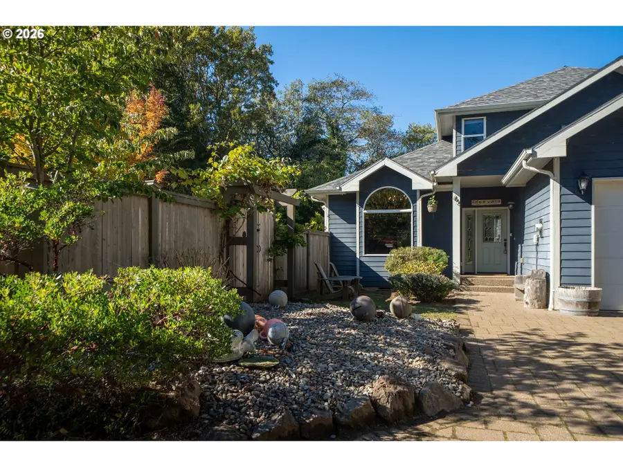 65 SE Schoolhouse St, Depoe Bay, OR 97341 - #3