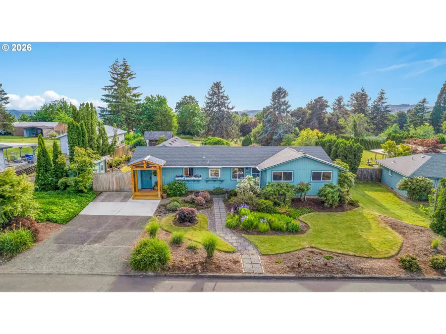 15051 SE Wy East Ave, Damascus, OR 97089 - #3
