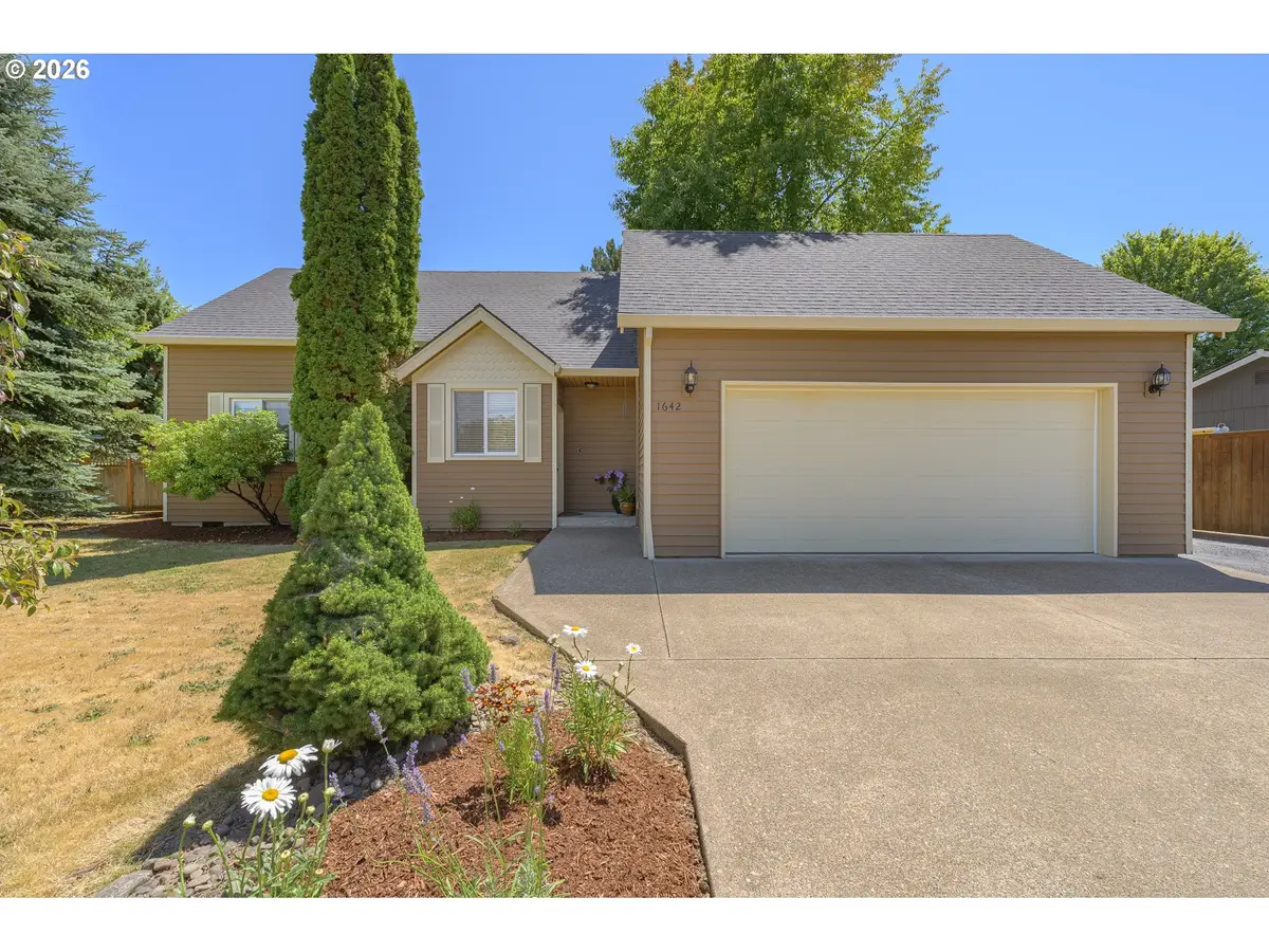 1642 SW Tamarack St, McMinnville, OR 97128 - #1