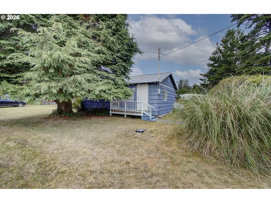 22503 S Pl, Long Beach North Beach Peninsula, WA 98640 - #2