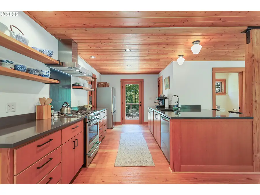 62 Hamilton Ave, Underwood, WA 98651 - #3