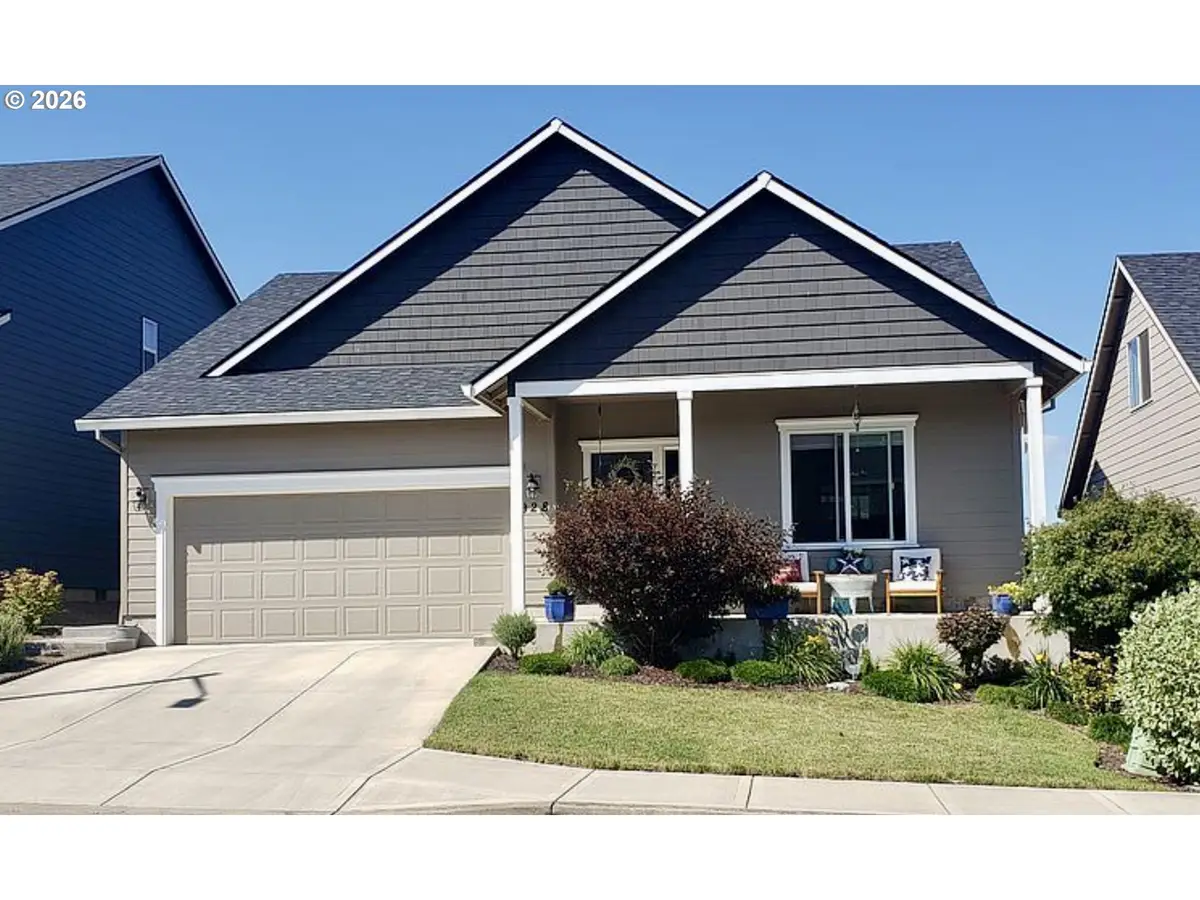 928 E 16th St, Lafayette, OR 97127 - #1
