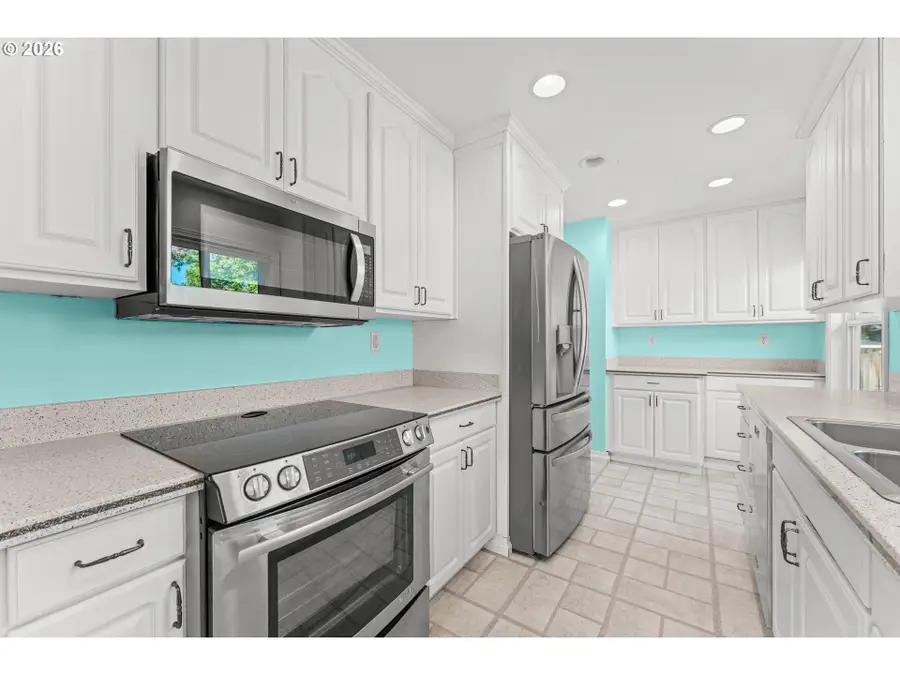 9619 N Exeter Ave, Portland, OR 97203 - #3