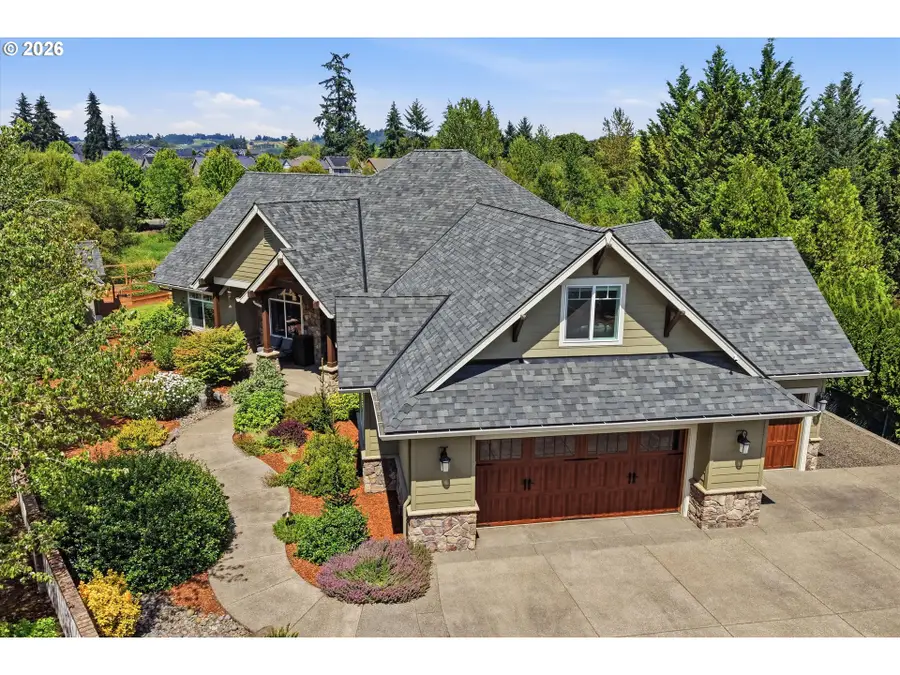 314 N 7th St, Carlton, OR 97111 - #2