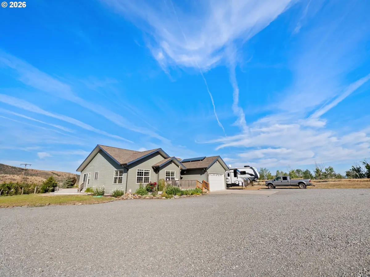 61597 Hwy 237, Cove, OR 97824 - #1