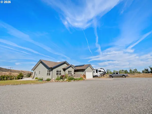61597 Hwy 237, Cove, OR 97824