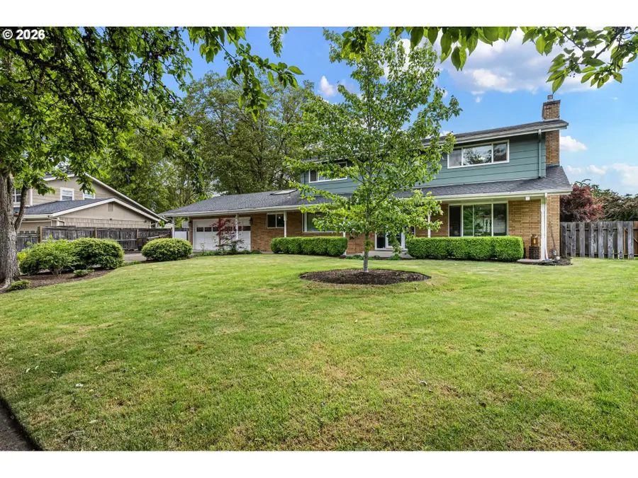 4851 Thunderbird St, Eugene, OR 97404 - #2