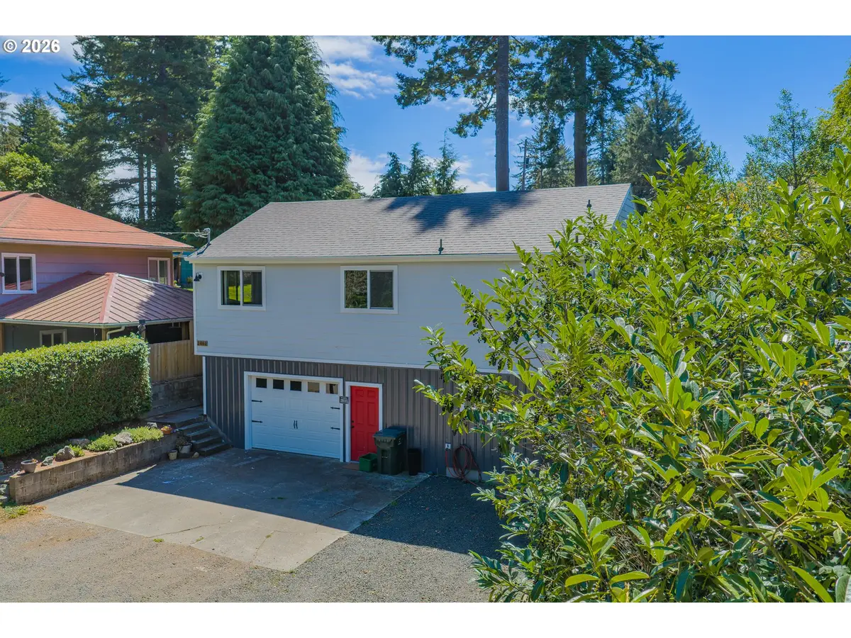 1461 Kingwood Ave, Coos Bay, OR 97420 - #1