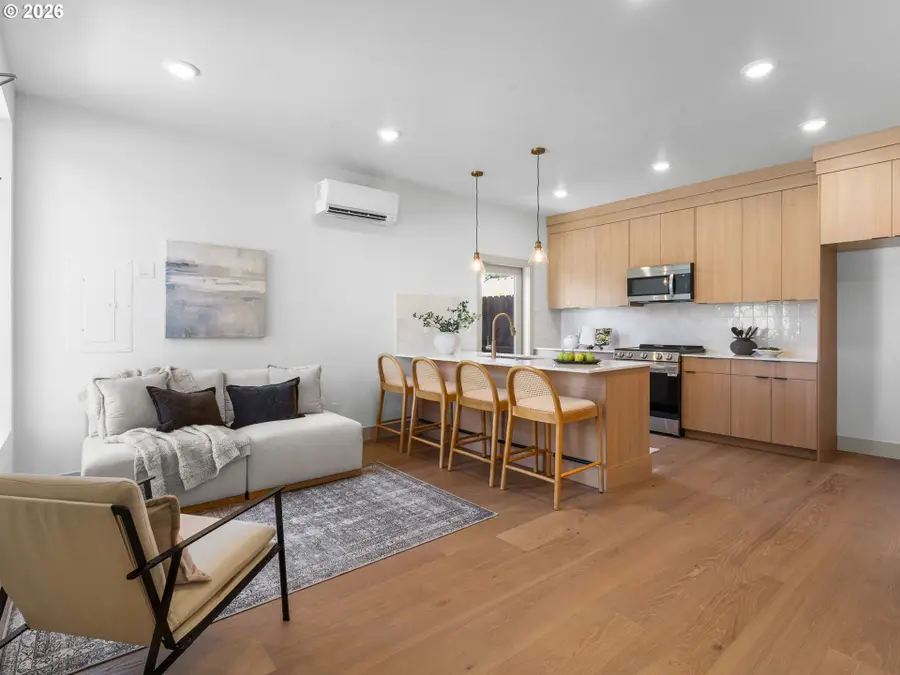 1280 N Farragut St #1, Portland, OR 97217 - #3