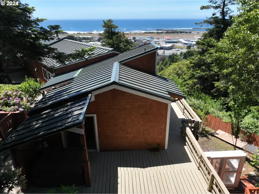 29830 Hound Dog Rd, Gold Beach, OR 97444 - #3