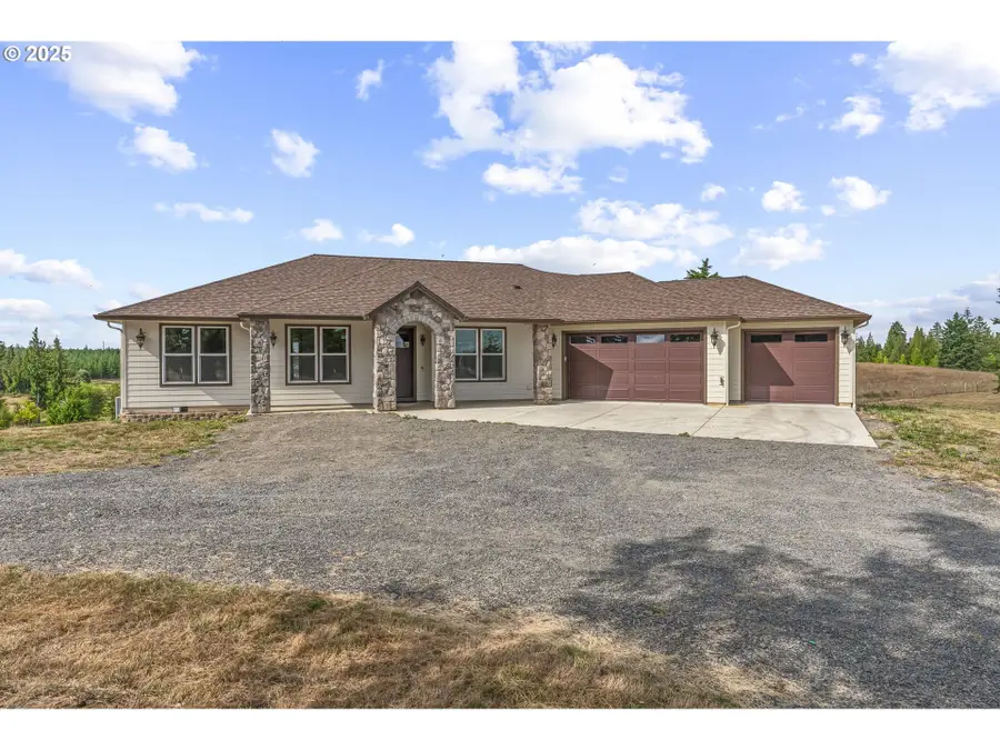 188 Birchfield Pkwy, Onalaska, WA 98570 - Image #3