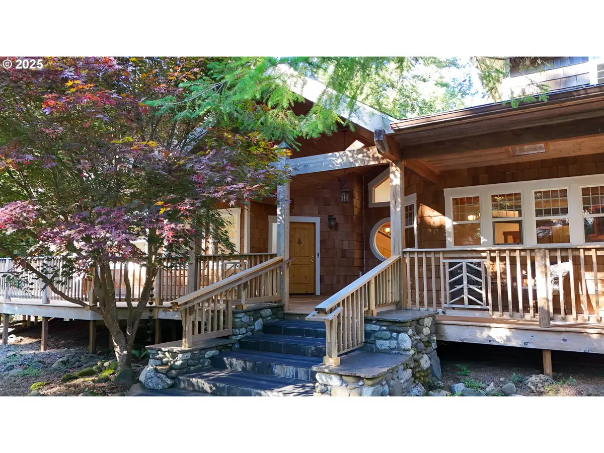 89464 Sunny Loop Ln, Bandon, OR 97411 - #1