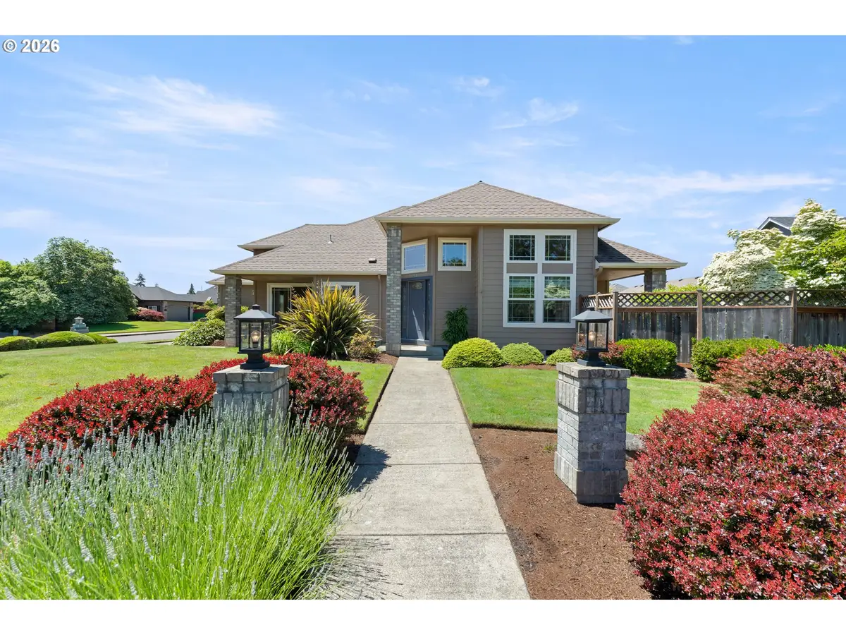 1211 Napa Creek Dr, Eugene, OR 97404 - #1