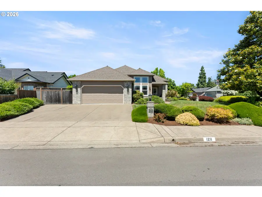 1211 Napa Creek Dr, Eugene, OR 97404 - #2