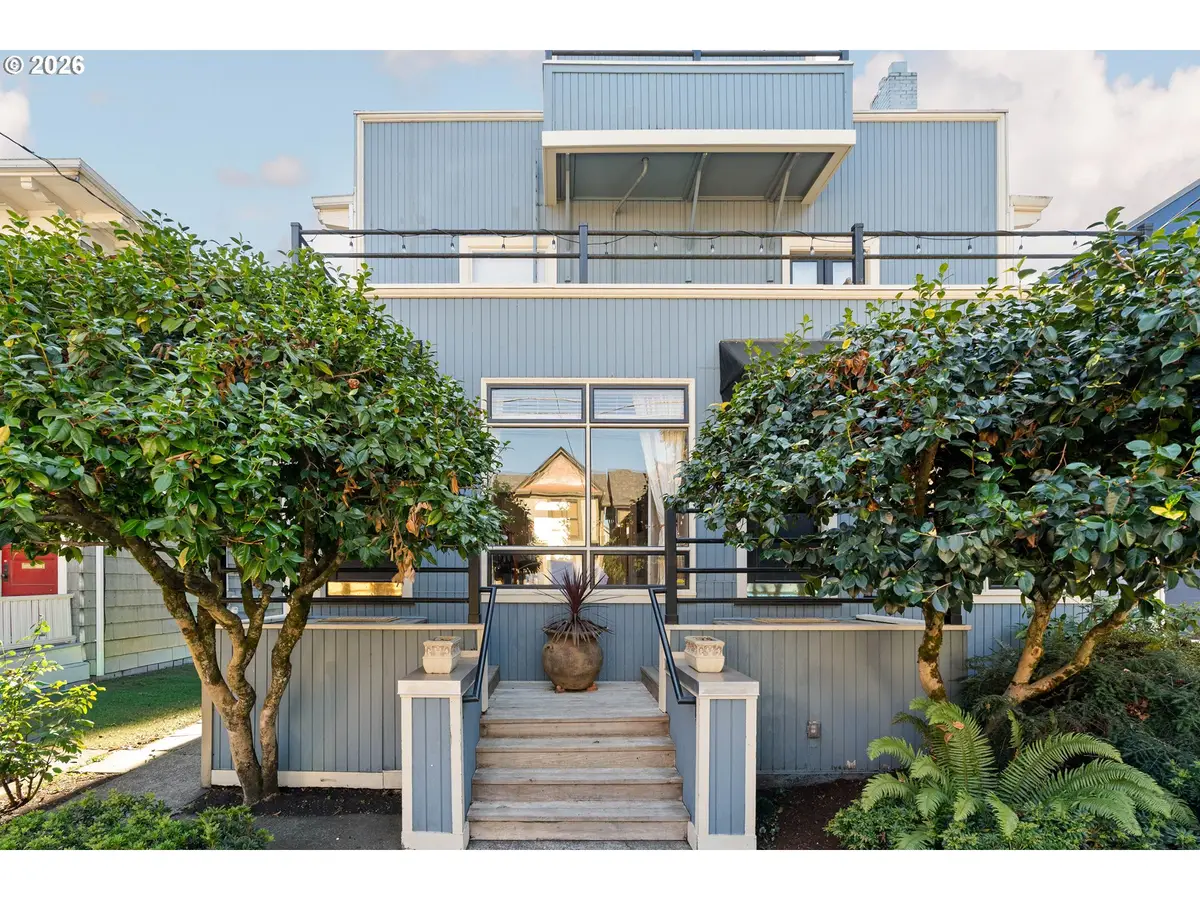 2364 NW Johnson St, Portland, OR 97210 - #1