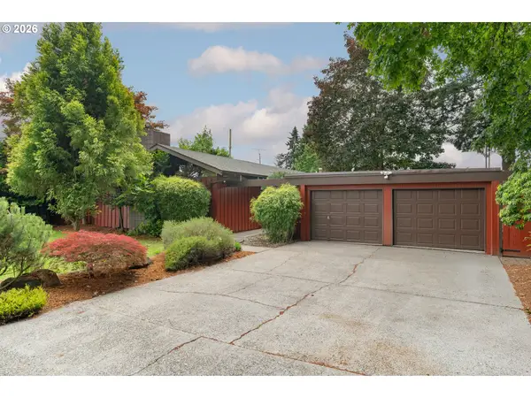 15210 NE Hoyt St, Portland, OR 97230