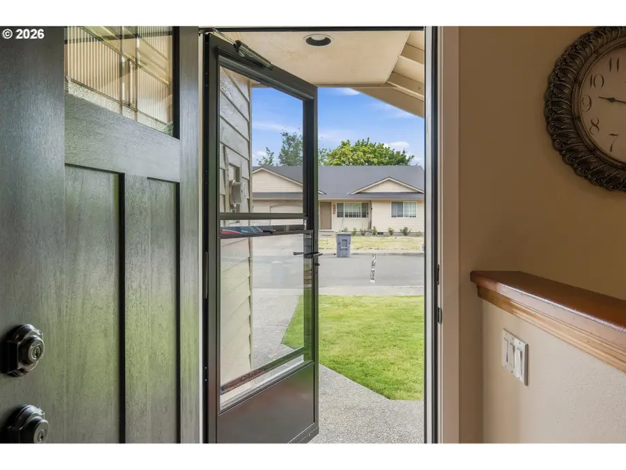 1528 SW Harbor Dr, McMinnville, OR 97128 - #3