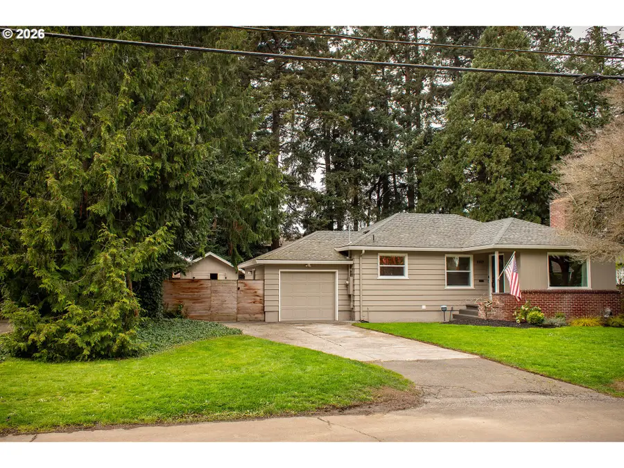 1317 NE 109th Ave, Portland, OR 97220 - #2