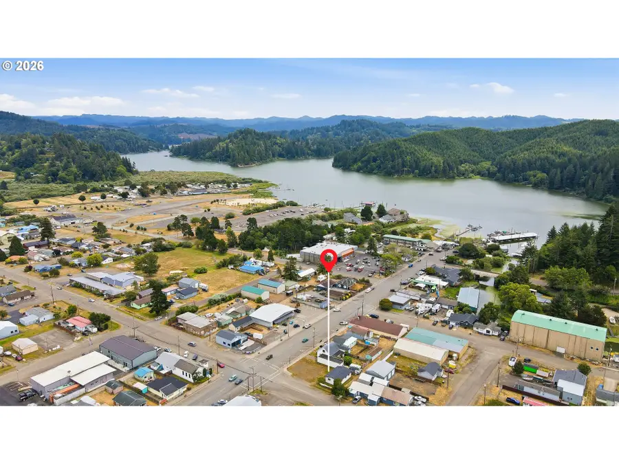 105 S 8th St, Lakeside, OR 97449 - #2