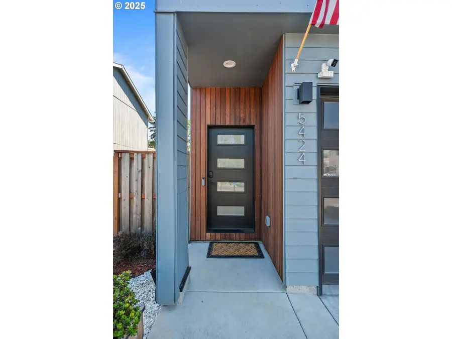 5424 SE Knapp St, Portland, OR 97206 - #2