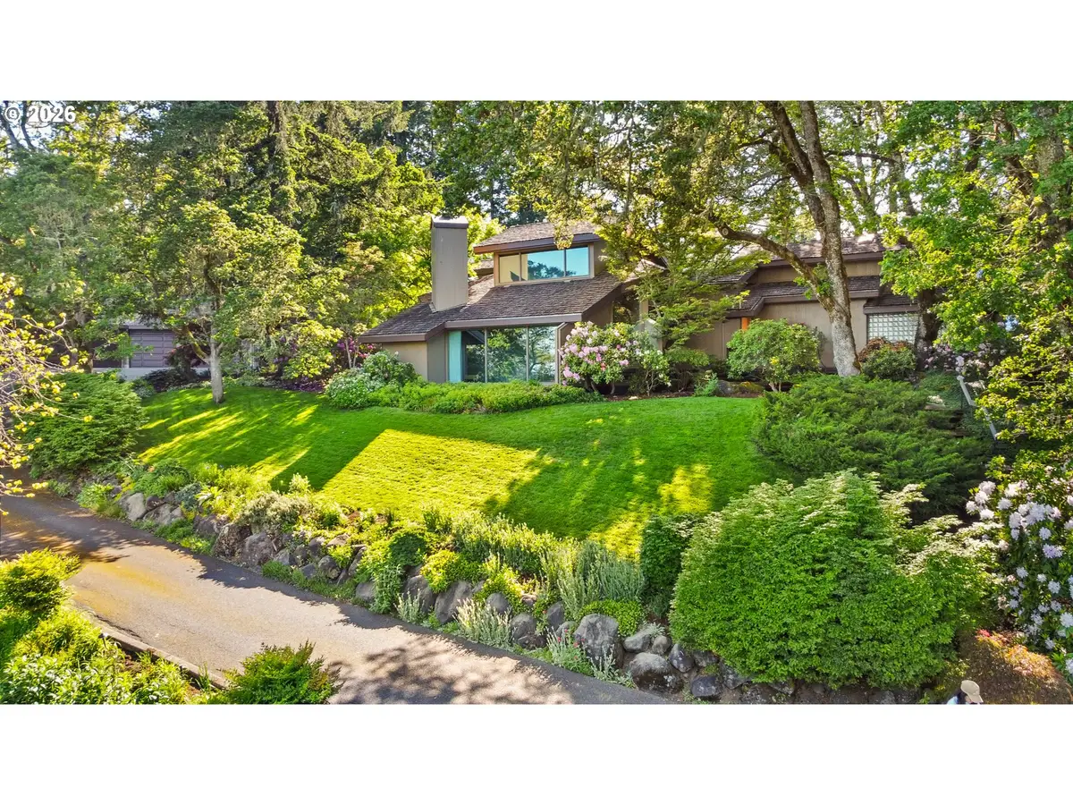 85368 Ridgetop Dr, Eugene, OR 97405 - #1