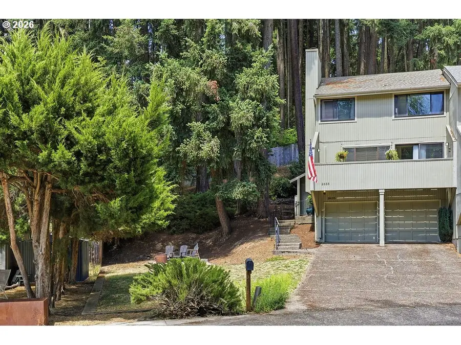 2635 E Wilshire Dr, Eugene, OR 97405 - #3
