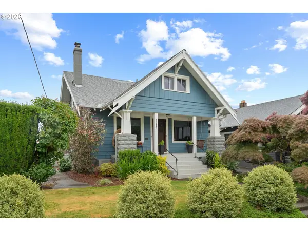2302 SE 58th Ave, Portland, OR 97215