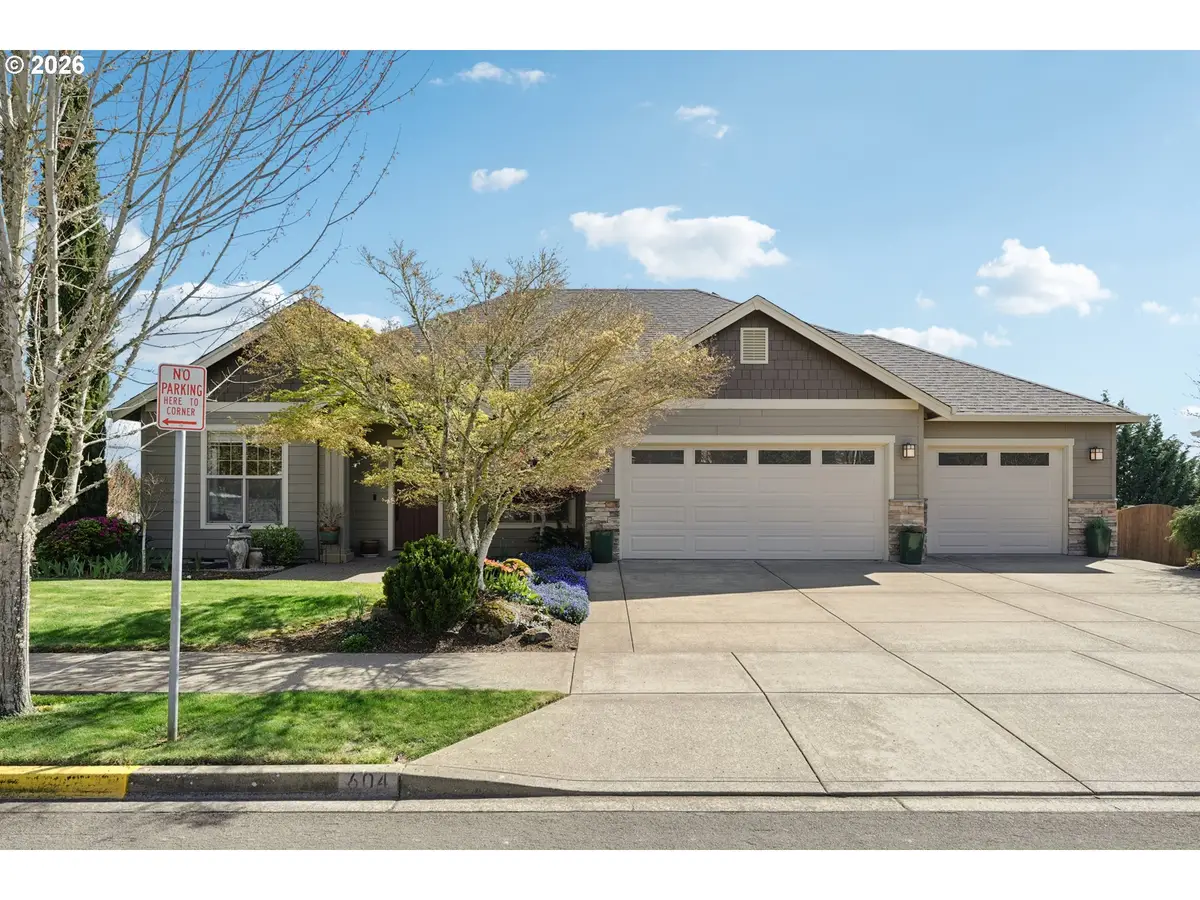 604 NW Mt Bachelor St, McMinnville, OR 97128 - #1