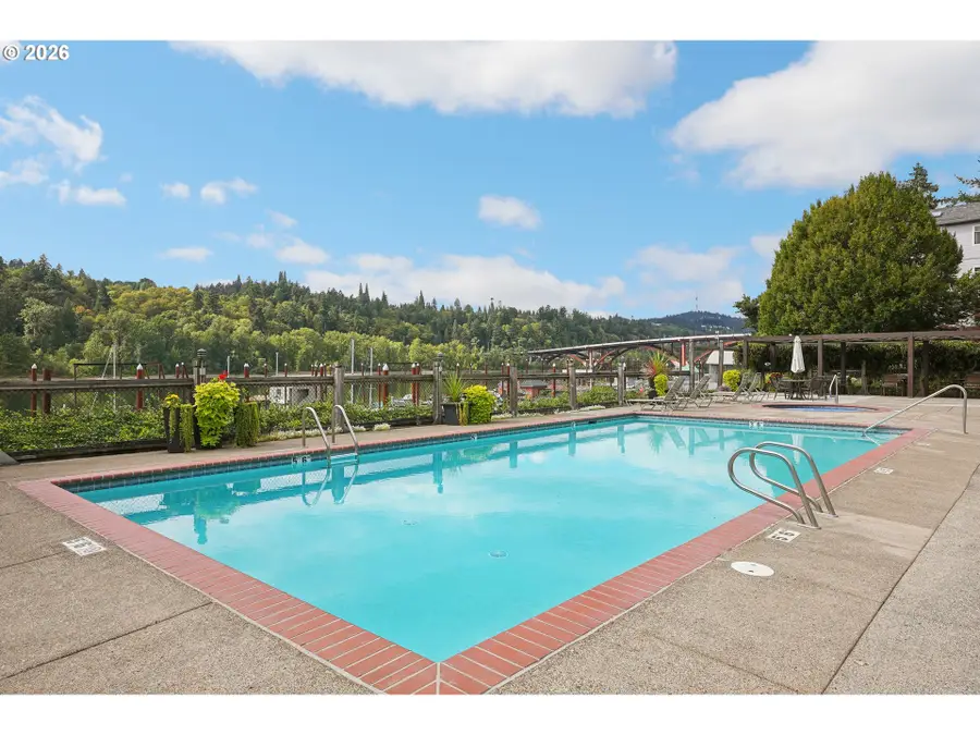 637 SE Linn St #E, Portland, OR 97202 - #3
