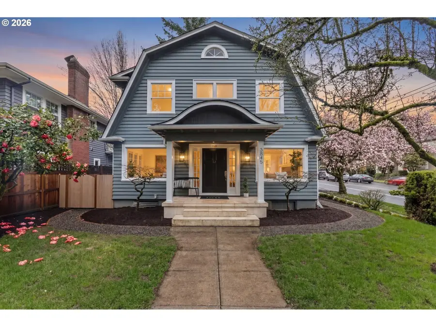 3845 SE Ankeny St, Portland, OR 97214 - #2