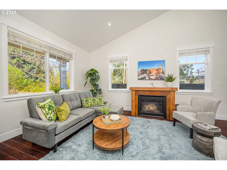 2345 Pioneer Pike, Eugene, OR 97401 - #2