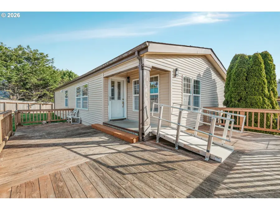 105 Breeze St, Lincoln Beach, OR 97341 - #2