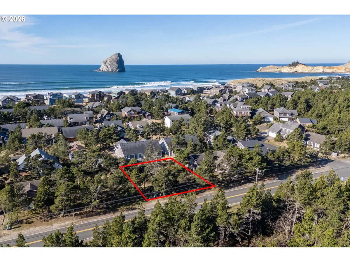 13700 Cape Kiwanda Dr, Pacific City, OR 97135 - Image #1