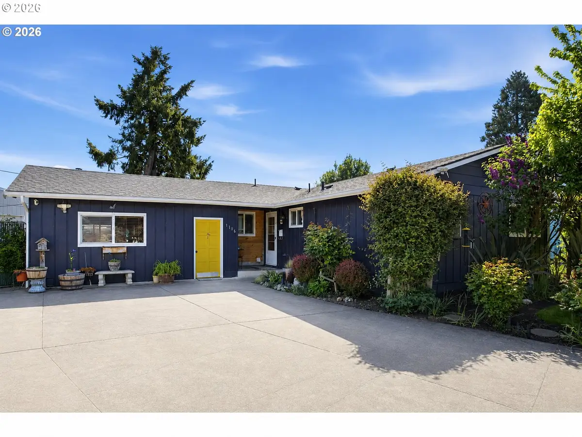 1116 Pleasant St, Springfield, OR 97477 - #1