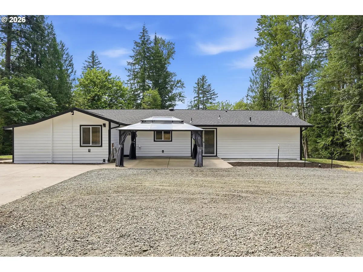 15741 S Gilchrist Rd, Mulino, OR 97042 - #1