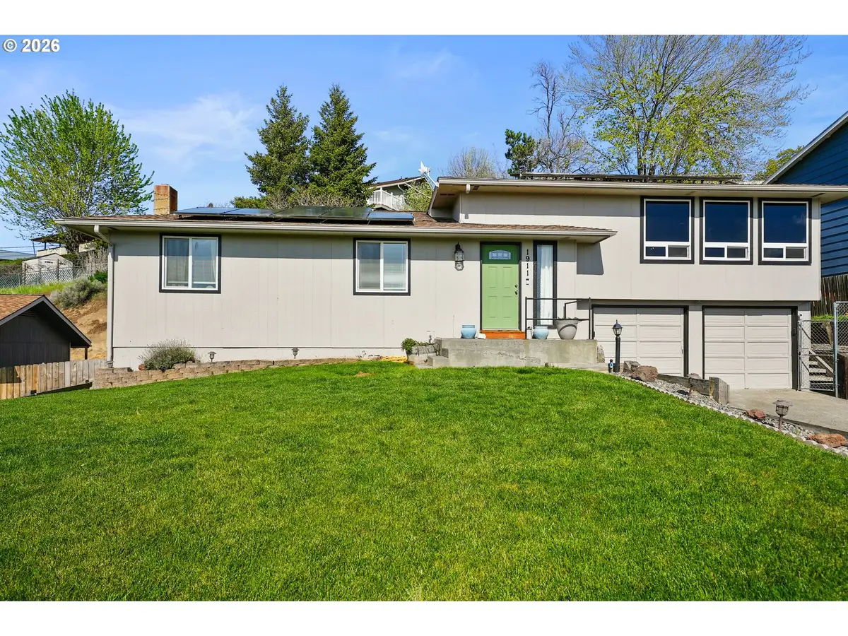 1911 SW Perkins Ave, Pendleton, OR 97801 - #1