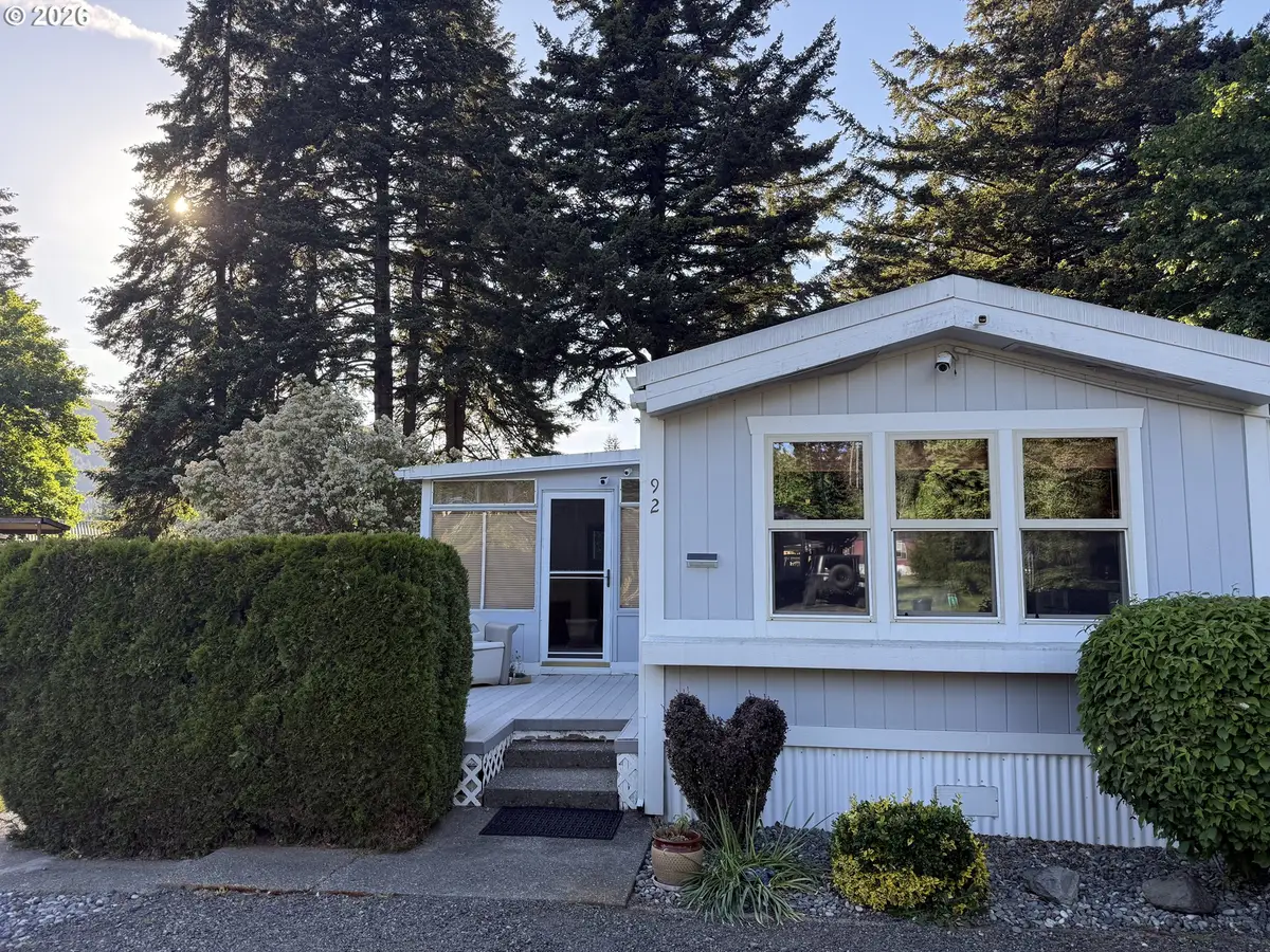 92 Evans St, Carson, WA 98610 - #1