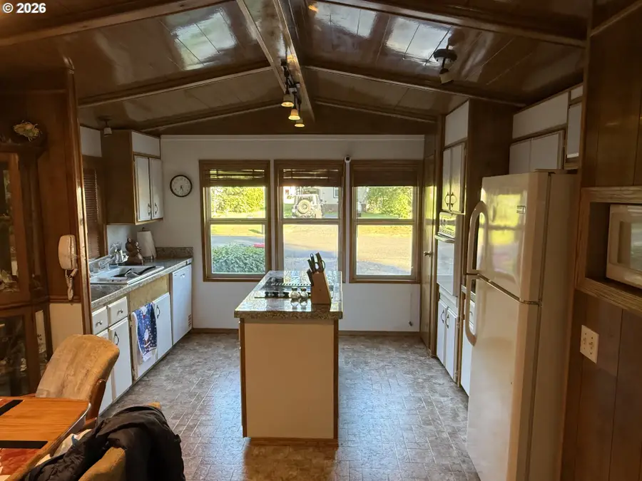 92 Evans St, Carson, WA 98610 - #3