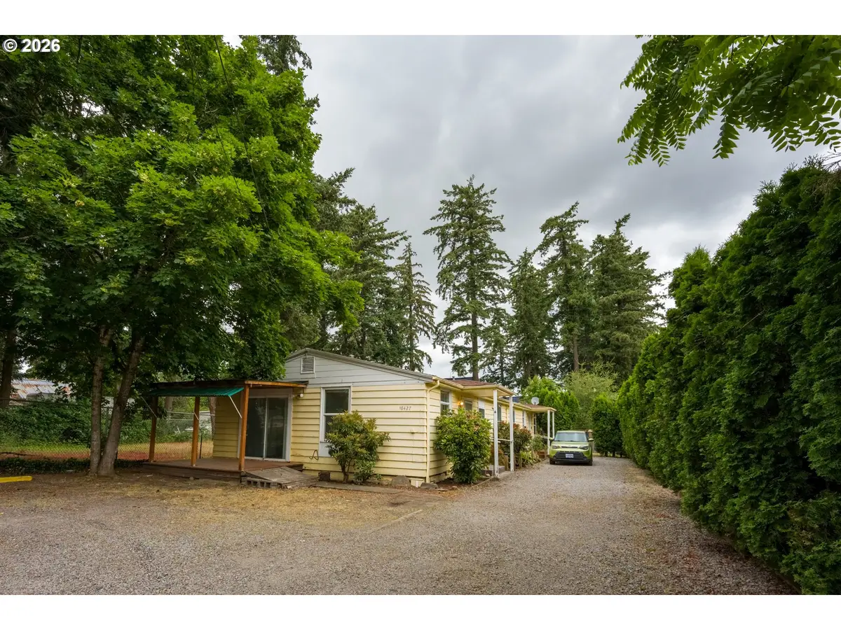 18427 SE Yamhill St, Portland, OR 97233 - #1