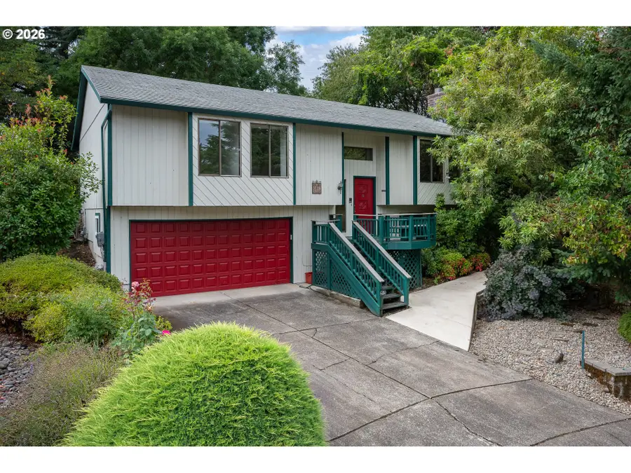 3118 SE Willow Dr, Hillsboro, OR 97123 - #2