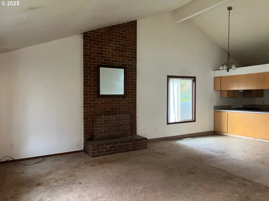 18830 SW Butternut St, Beaverton, OR 97078 - Image #2