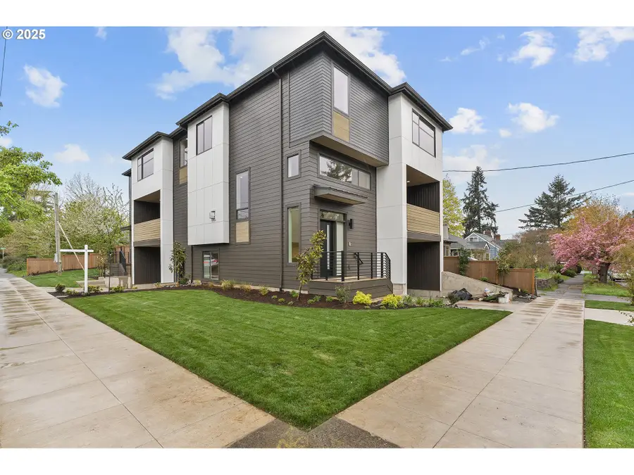 5305 NE 35th Pl, Portland, OR 97211 - Image #2